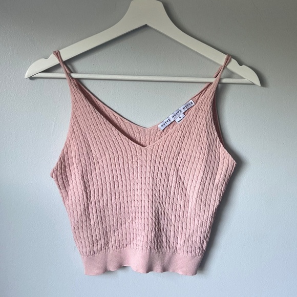HYFVE Tops - HYFVE Crop top PINK